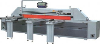 往復(fù)式裁板鋸高效安全下料